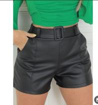 O Shot Que Você PRECISA Mini Shorts de Coutinho , Atitude e o Caimento Perfeito Para Arrasar O Shot Que Você PRECISA Mini Shorts de Coutinho , Atitude e o Caimento Perfeito Para Arrasar