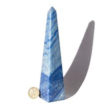 Obelisco Quartzo Azul Natural 20 a 22 cm 400 a 600 g - Tipo B
