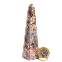 Obelisco Quartzo Jiboia Natural 10 a 12 cm 100 a 200 g - Tipo B Obelisco Quartzo Jiboia Natural 10 a 12 cm 100 a 200 g - Tipo B