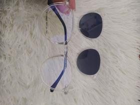 Óculos clip-on transparente