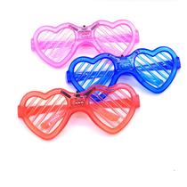 Óculos de festa LED Heart Shutter Light-Up para crianças