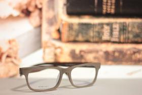 Óculos de Grau Khatto Square Elegancy