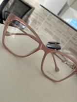 Óculos de grau rosa