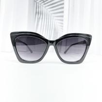 Óculos de sol armação preto modelo gatinho quadrado código da peça A6353 UV400