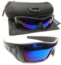 Oculos de Sol Batwolf Black Fosco Lente Mascara Espelhada Blue Magic Polarizada com estojo Oculos de Sol Batwolf Black Fosco Lente Mascara Espelhada Blue Magic Polarizada com estojo