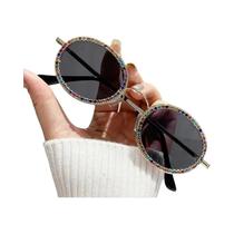 Óculos de Sol Feminino com Armação Grande e Strass - Proteção UV