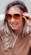 Óculos De Sol Feminino Proteção UV 400 Elegante Óculos De Sol Feminino Proteção UV 400 Elegante