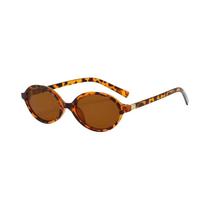 Óculos De Sol Femininos Redondos Pretos Com Lentes Gradientes Resistentes a UV E Armação Plástica Óculos De Sol Femininos Redondos Pretos Com Lentes Gradientes Resistentes a UV E Armação Plástica