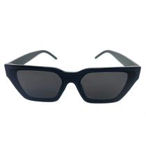 Óculos de Sol Triton MG3614-C1 Armação Acetato Preto Matte Bordas Largas Lentes Gatinho Fumê UV400