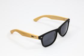 Óculos de Sol Waimea HD com armação em acetato preto fosco com as hastes em MADEIRA/BAMBU natural Óculos de Sol Waimea HD com armação em acetato preto fosco com as hastes em MADEIRA/BAMBU natural