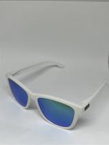 Óculos Esportivo Itacaré - Branco/verde - Formato: Quadrado, Lente Polarizada, Proteção UV400