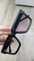 Óculos Infinity Quadrado Preto com Lentes Claras Degradê Óculos Infinity Quadrado Preto com Lentes Claras Degradê