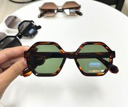 Oculos solar hexagonal - unissex