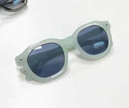 Oculos solar quarado - unissex