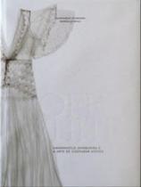 Off white a arte de costurar afetos