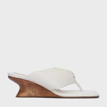 Open Mule Thong Puffy Salto Anabela Carrano 974001 Cor:Off WhiteTamanho:37 Open Mule Thong Puffy Salto Anabela Carrano 974001 Cor:Off WhiteTamanho:37
