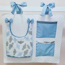 Organizador Quarto de Bebê Porta Treco Fralda Laço Alças Ajustáveis Berço Varão Cabideiro 3 Bolsos Nuvem Azul Claro