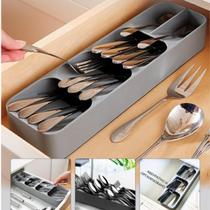 Organizador Talheres Compacto 5 Divisórias para Gaveta- Cinza Organizador Talheres Compacto 5 Divisórias para Gaveta- Cinza