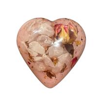 Orgonite Coração Amor Incondicional Quartzo Rosa e Pétalas de Rosa Orgonite Coração Amor Incondicional Quartzo Rosa e Pétalas de Rosa
