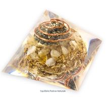 Orgonite Pirâmide Abundância Citrino Pirita Alecrim 4x7x7cm