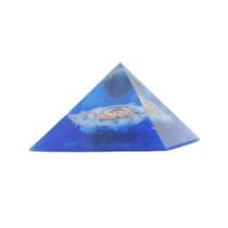 Orgonite Pirâmide Azul com Quartzo Azul Amigos e Saúde Feng Shui Ferramentas Cura Instrumento Transmutação Energia Vital Potencializar