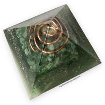 Orgonite Pirâmide Esmeralda Quartzo Verde 3x4,5cm