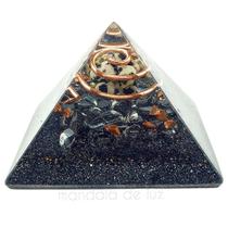 Orgonite Pirâmide Jaspe Dálmata: A Pedra da Proteção, Cura e Aventura - Mandala de Luz