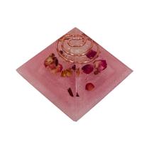 Orgonite Pirâmide Quartzo Rosa Com Pétalas De Rosa - 3x4,5cm