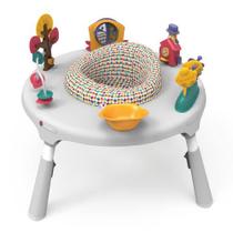 ORIBEL PortaPlay Baby Activity Center: Brinquedos Focados no Desenvolvimento. Dobrável, portátil e transformado em uma mesa de jogo, unissex (Wonderland Adventure, Gray)