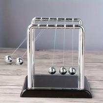 Ornamento De Mesa Newtons Cradle Em Metal Preto E Branco Para Decoração De Escritório E Casa, Sala Ornamento De Mesa Newtons Cradle Em Metal Preto E Branco Para Decoração De Escritório E Casa, Sala