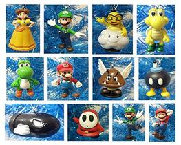 Ornamentos de Natal Super Mario Brothers Ornament Set com 12 enfeites de personagens aleatórios de Mario - Shatterproof Ornaments variam de 1,5 polegadas a 3,5 polegadas de altura - Holiday Ornaments