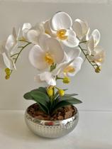 Orquídea Artificial Branca Arranjo Decorativo Vaso de Metal Inox - Infiny