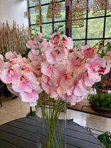 Orquidea artificial rosa e branco