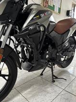 Os protetores de carenagem são acessórios essenciais para garantir a segurança e a integridade do motor de motocicletas e quadriciclos. Eles são proje