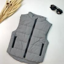 Out - Colete Masculino MILON Tamanho:8Cor:Cinza Out - Colete Masculino MILON Tamanho:8Cor:Cinza