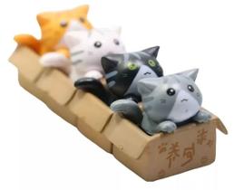 Pack 4 miniaturas gatinhos fofos mini kitten na caixa 3 cm