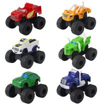 Pack 6 Carrinhos Figuras de Ação Super Racing Relâmpago Mcqueen