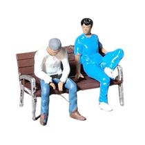 Pack c/ 2 Figuras Passageiros Mod.02 1:87 HO Dio Studios 87532 Pack c/ 2 Figuras Passageiros Mod.02 1:87 HO Dio Studios 87532