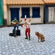 Pack C/ 3 Miniaturas Para Maquete Figuras Artistas Mod.18 Studio Dio 87218 Pack C/ 3 Miniaturas Para Maquete Figuras Artistas Mod.18 Studio Dio 87218