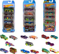 Pacote com 15 Carrinhos Hot Wheels Escala 1:64 - 3 Pacotes de 5