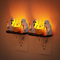 Pacote com 2 plug-ins giratórios âmbar JandCase Halloween Night Light Pacote com 2 plug-ins giratórios âmbar JandCase Halloween Night Light