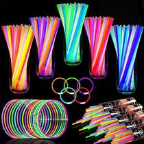 Pacote com 240 lembrancinhas de festa Glow Sticks TURNMEON com conectores Pacote com 240 lembrancinhas de festa Glow Sticks TURNMEON com conectores