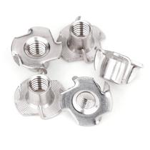 Pacote com 45 unidades de aço inoxidável T-Nuts Aovchei 304 (18-8) Pacote com 45 unidades de aço inoxidável T-Nuts Aovchei 304 (18-8)