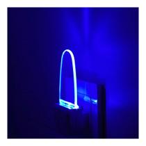 Pacote de 4 luzes noturnas REMINDA com sensor Dusk to Dawn, LED azul Pacote de 4 luzes noturnas REMINDA com sensor Dusk to Dawn, LED azul