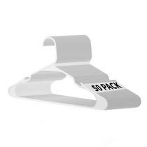 Pacote de 50 cabides de plástico Simple Deluxe para roupas brancas
