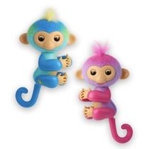 Pacote interativo de Baby Monkeys Fingerlings com 2 Charli e Leo