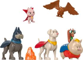 Pacote múltiplo de bonecos Fisher-Price DC League of Super-Pets, conjunto de 6 bonecos e um acessório de brincadeira de mentira para crianças em idade pré-escolar a partir de 3 anos