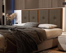 Painel Cabeceira Cama Queen 1,60 Madeira Suede Marrom - JM Casa dos Móveis Painel Cabeceira Cama Queen 1,60 Madeira Suede Marrom - JM Casa dos Móveis