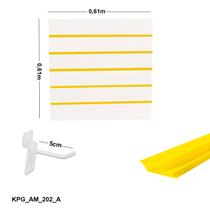 Painel Canaletado Branco em Mdf 0,61 x 0,61m com Perfil Pvc Amarelo e 10 Ganchos de 5cm Branco