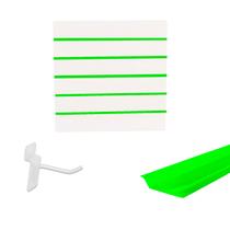 Painel Canaletado Branco em Mdf 0,61 x 0,61m com Perfil Pvc Verde Limão e 20 Ganchos de 5cm Branco